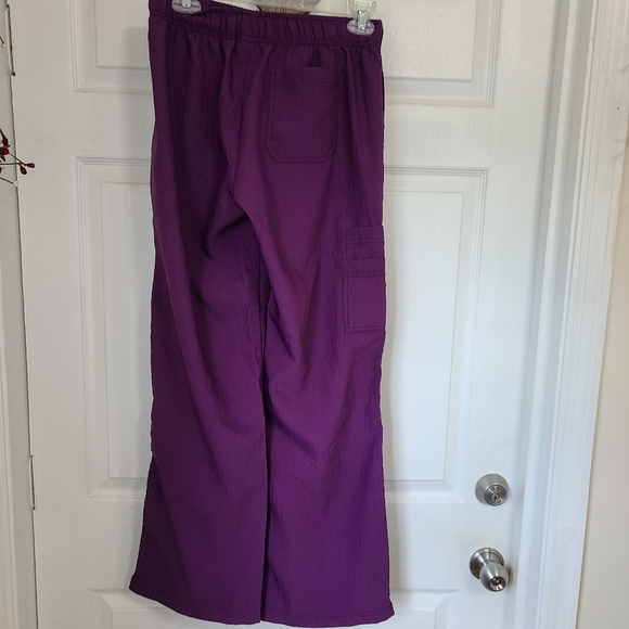 Spread Good Cheer Woman's Scrub Pants, Size: Small Color: Purple - Picture 11 of 12